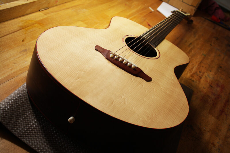 "Musa" Midsize acoustic guitar - Image 4